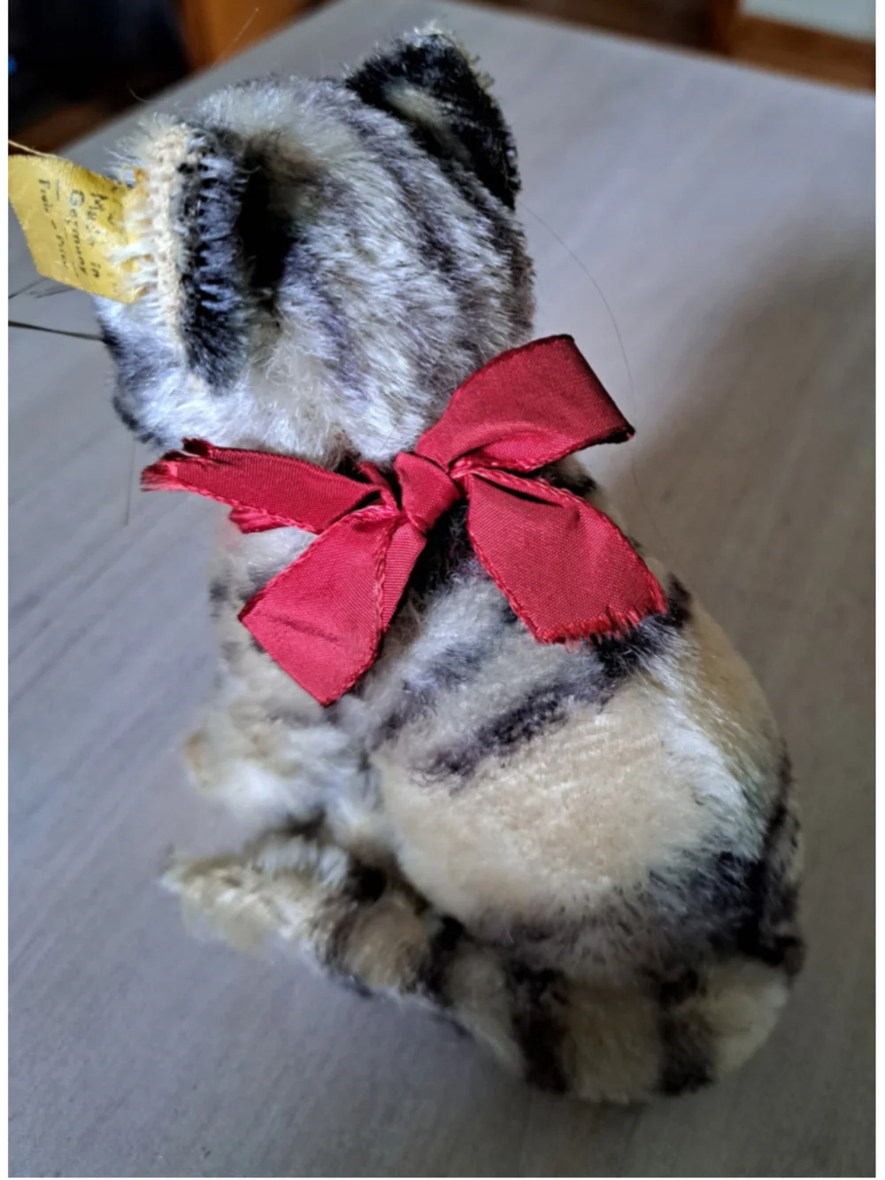Vintage Steiff Mohair Sitting TABBY CAT Small size